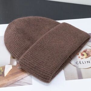 NWOT Women’s Knit Hat Beanie